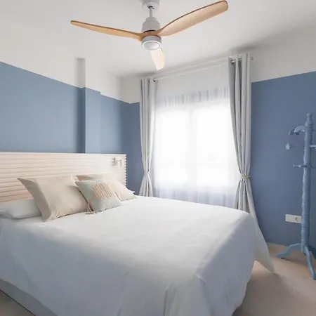 Elegant 2 Bedrooms Flat 5 Minutes From The Sea & Free Parking Apartmán Puerto del Rosario (Fuerteventura)