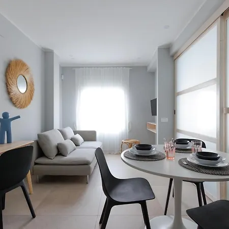 Apartamento Elegant 2 Bedrooms Flat 5 Minutes From The Sea & Free Parking